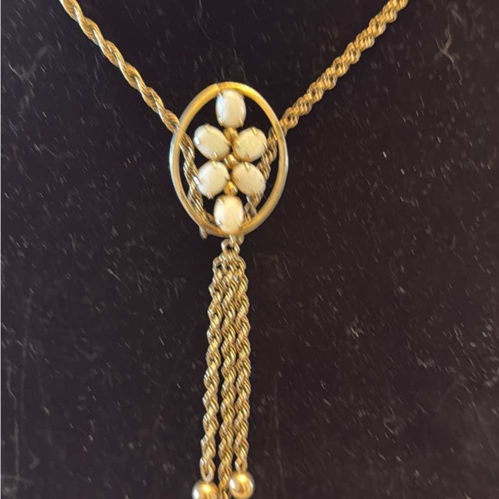 Elegant GF Opal Pendant Lariat Necklace